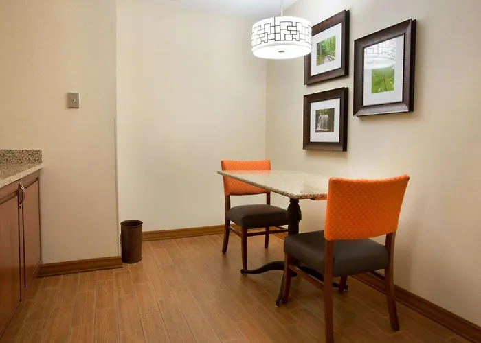 Drury Inn & Suites Columbus Grove City